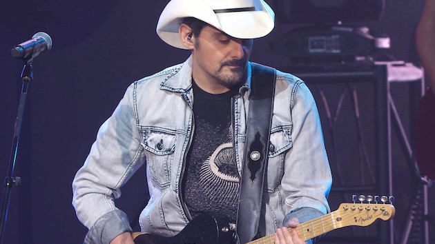 M Bradpaisley 6