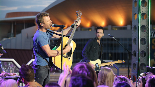 M Dierksbentley 8 2