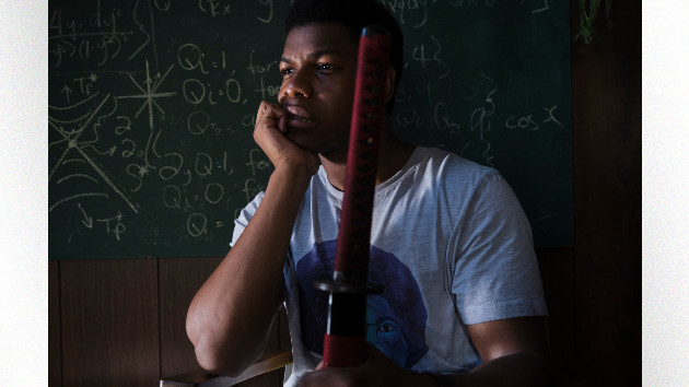 E_JohnBoyega_NakedSing_ScreenGems_080921
