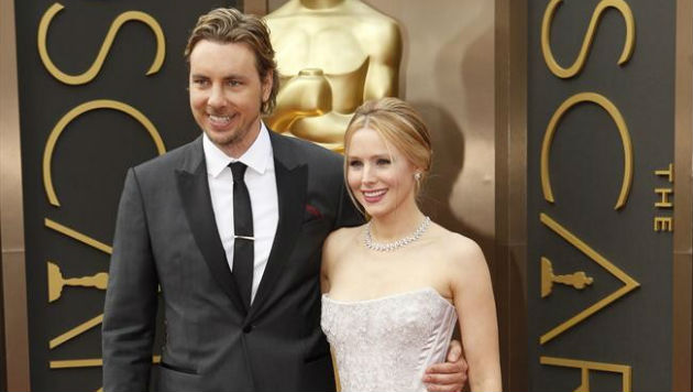e_kristen_bell_dax_shepard_01042020