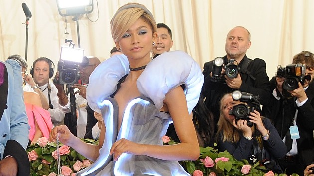 Getty zendaya met gala 09102021
