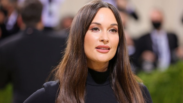 Getty kaceymusgraves 101321 1