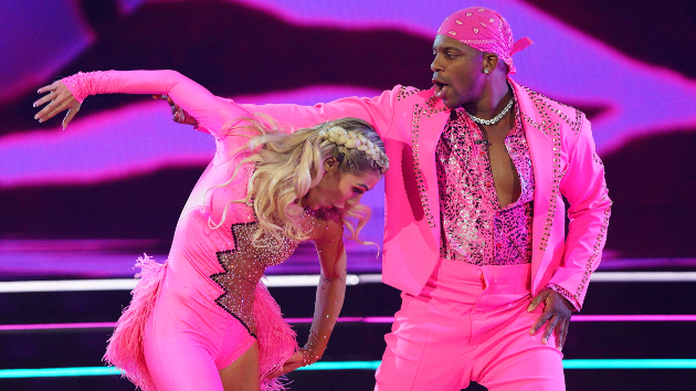 M JimmieAllenDWTSBritneyWeek100821