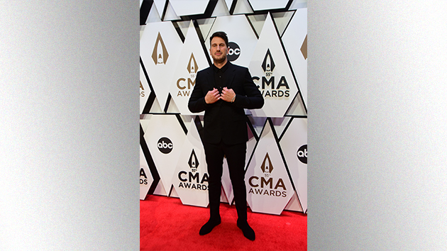 M Russelldickersoncmaawards 01172022