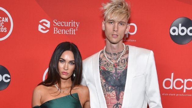 M machinegunkelly meganfox 03 122