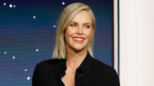 E Charlize Theron 05112022