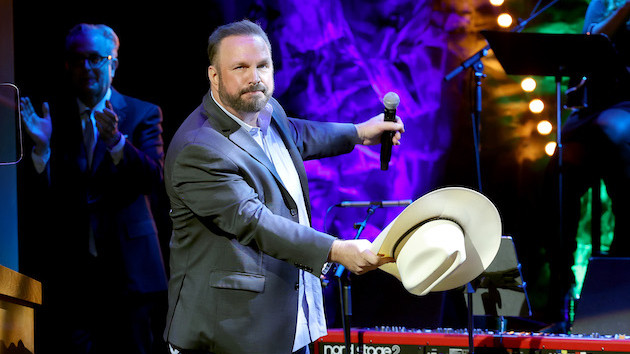 GarthBrooks-2