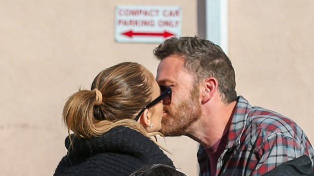 getty_jennifer_lopez_ben_affleck_06202022