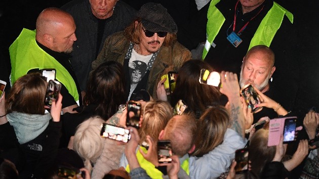 Getty Johnny Depp And Fans 06072022