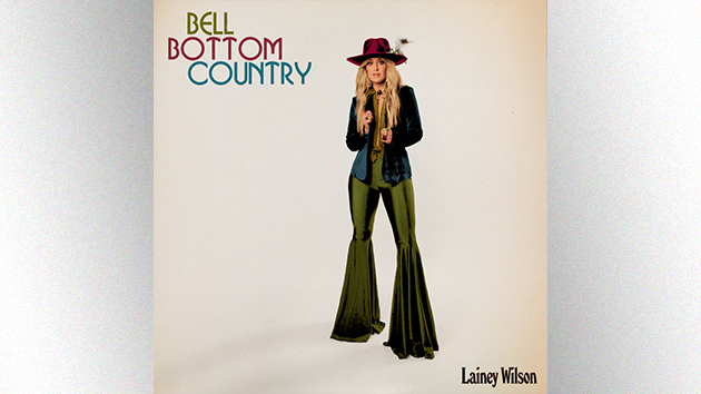 M_LaineyWilsonBellBottomCountry_08122022