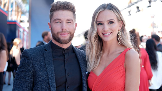 54th academy of country music awards red carpet