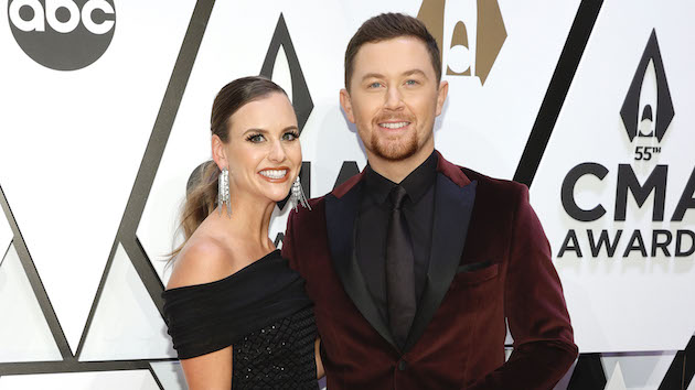 55th Annual CMA Awards - Arrivals