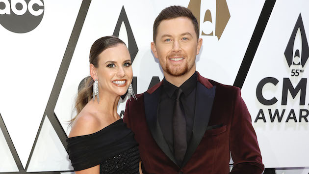 55th Annual CMA Awards - Arrivals