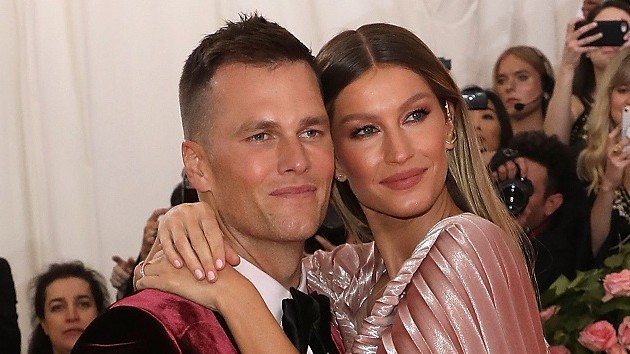 getty_tom_brady_giselle_10042022-1