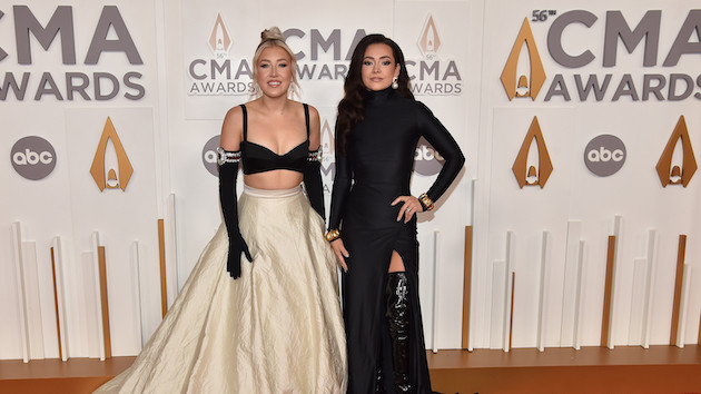 M_MaddieandTae28129