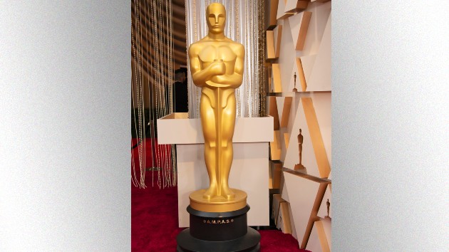 E Oscar Statue 12022020