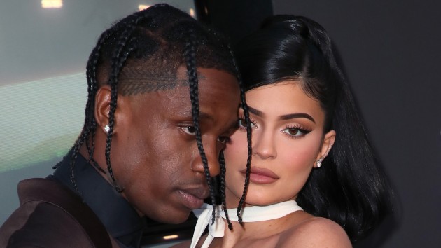 GETTY_KYLIE_AND_TRAVIS_0322022-1