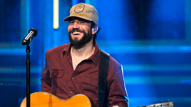 M_SamHuntTonightShowNBC