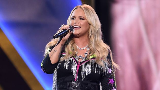 M Mirandalambertcmaawards20221