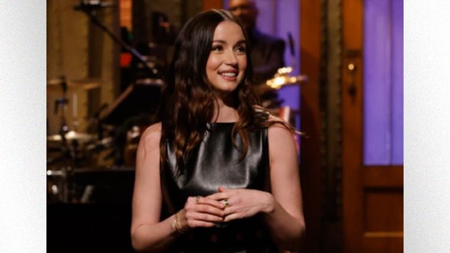 e_ana_de_armas_snl_04172023