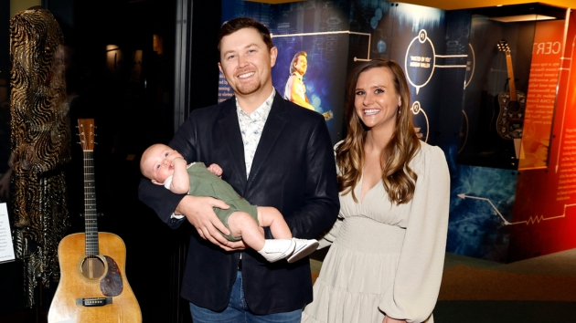 G_ScottyMcCreeryCountryMusicHallofFame2023