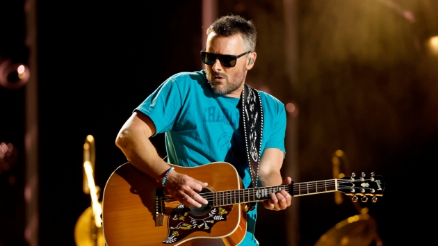 G_EricChurchBlueShirt
