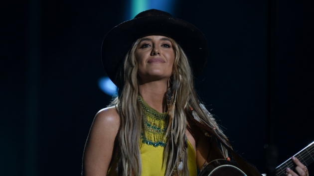 M_LaineyWilsonCMAFest2023ABC