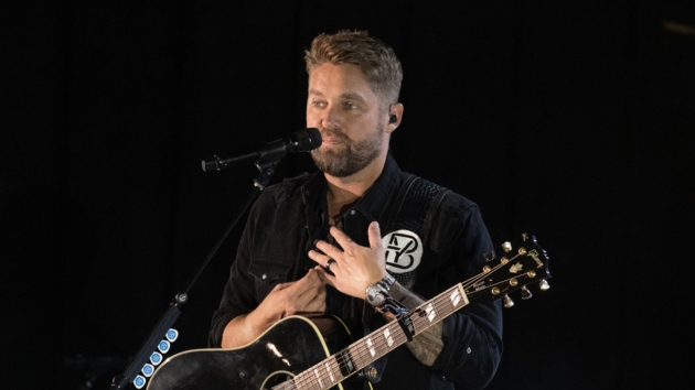 Getty_BrettYoungBlackShirt