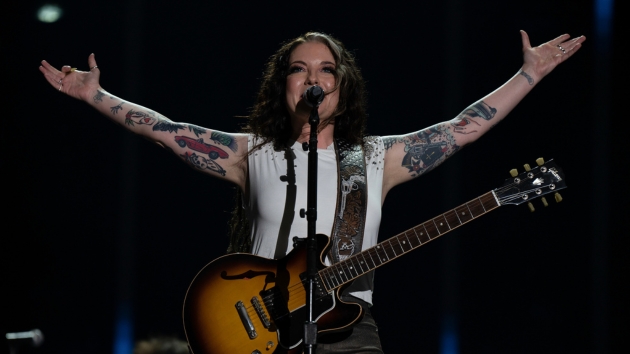 M_AshleyMcBrydeCMAFest2023performanceABC