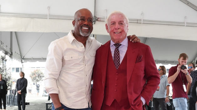 G Dariusrucker2023musiccitywalkoffameinduction