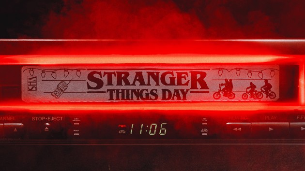 E Stranger Things Day 11032023