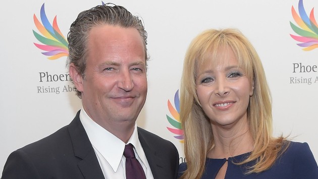 Getty perry and kudrow 11152023