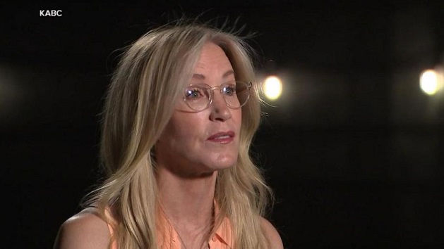 E Felicity Huffman 12012023