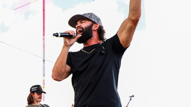 G Dylanscott2024cmafest2