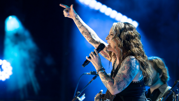 M ashleymcbrydecmafest2025abcaltpointingsideview