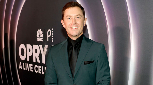 M scottymccreeryposedopry100nbc