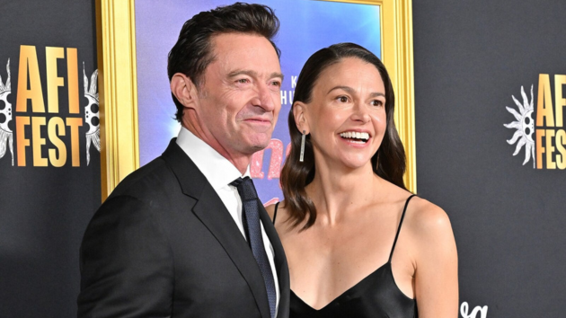 Getty hughjackmansuttonfoster 102725