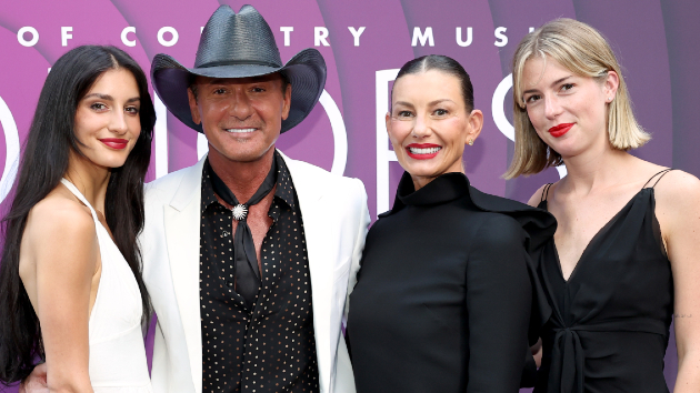 Getty timmcgrawfaithhilldaughters 100325