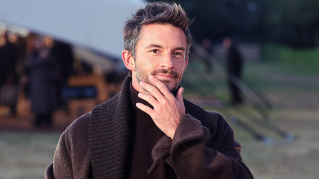 Getty jonathanbailey 110425