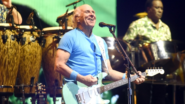 Getty jimmybuffett 120325
