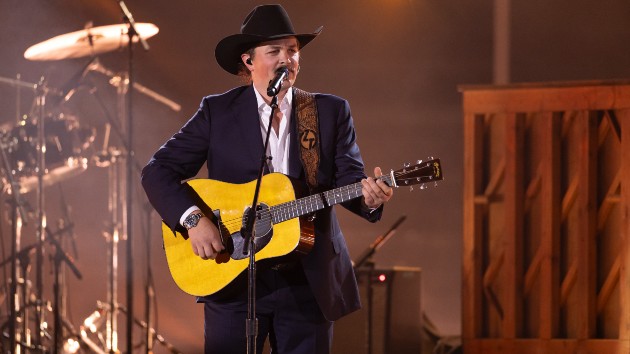 M zach20top20cma frank20micelotta 112525