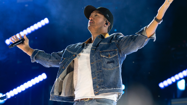 M lukebryancmafest2025abcarmsopen 1