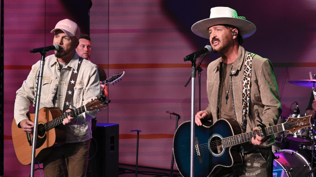 M locashlivekellymichael2025abc