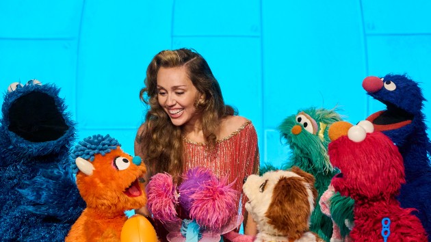 E MileySesameStreet