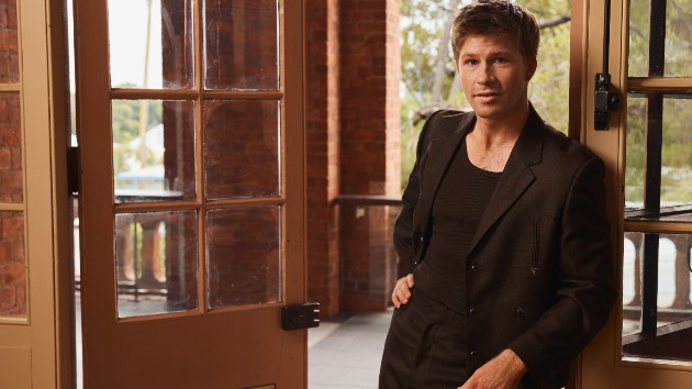 E RobertIrwin